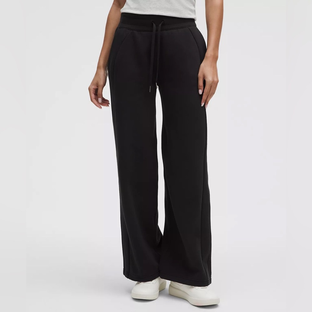 Lululemon Scuba Mid-Rise Wide-Leg Pant Regular Black Comfy Pants Fleece M EUC
